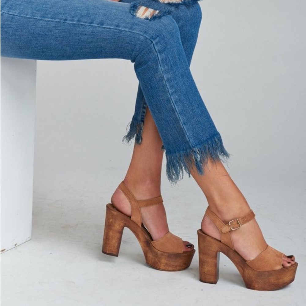 Brown Lulla Heel